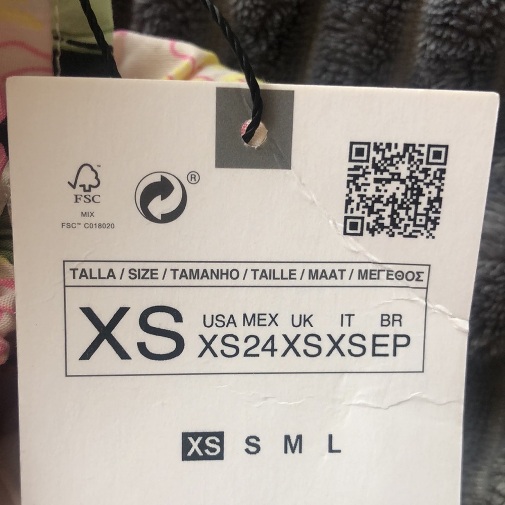 NEW!! HP 🥳🥳🥳Zara Floral Off the Shoulder Top - Picture 12 of 13